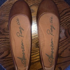 American Rag Tan Flats!